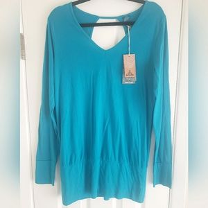 NWT Prana long sleeve yoga top sz M